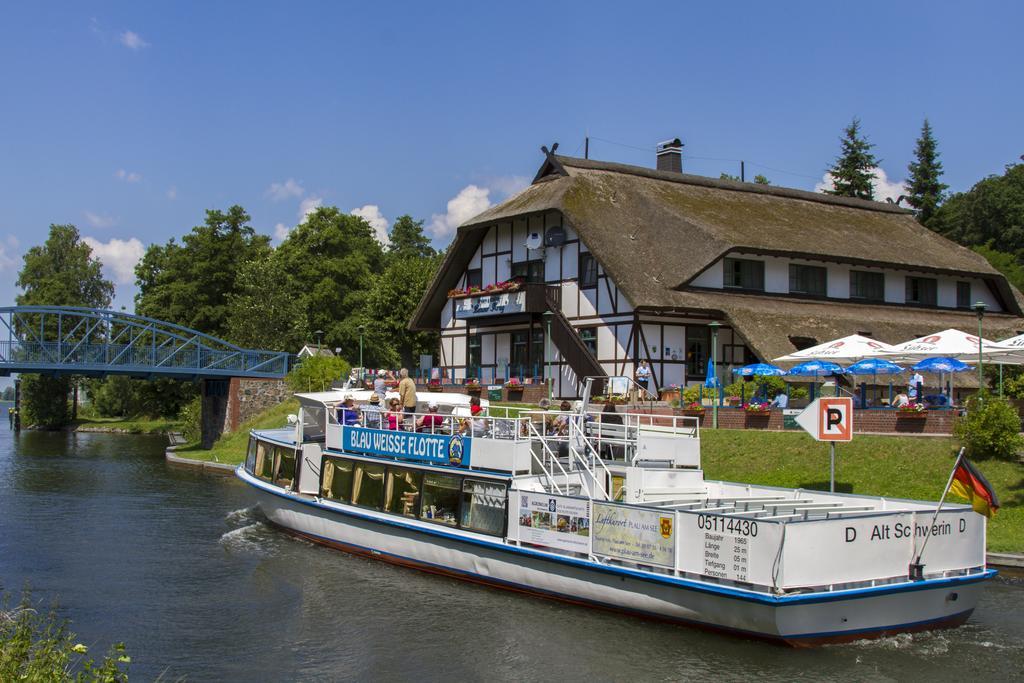 Hotel & Restaurant Lenzer Krug Malchow  Zewnętrze zdjęcie