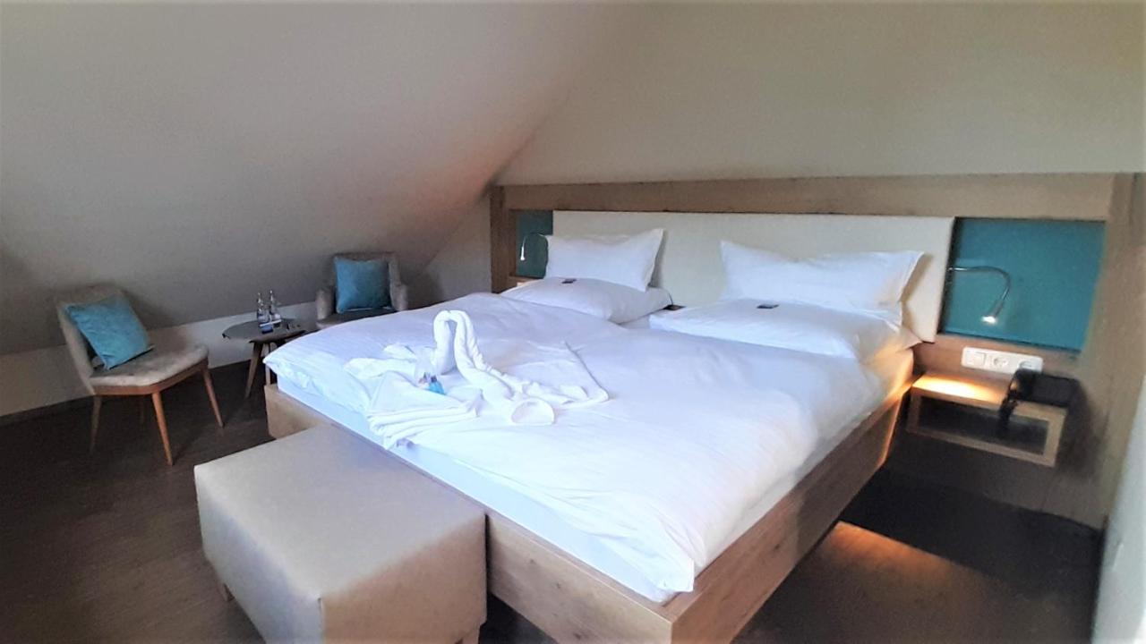 Hotel & Restaurant Lenzer Krug Malchow  Zewnętrze zdjęcie