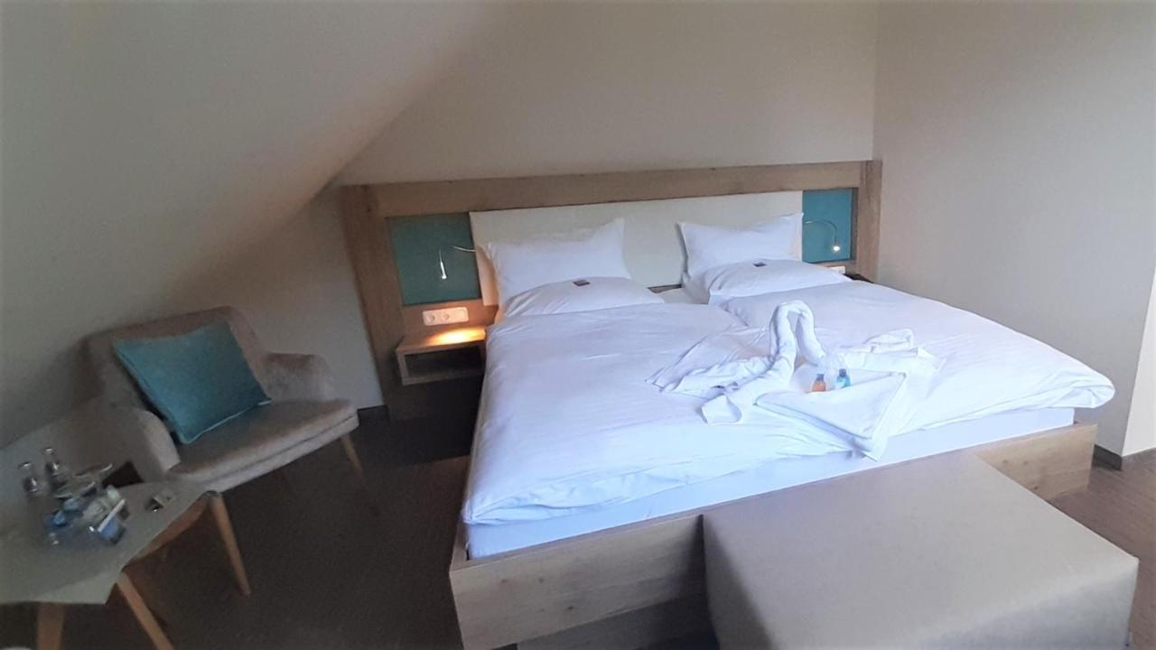 Hotel & Restaurant Lenzer Krug Malchow  Zewnętrze zdjęcie
