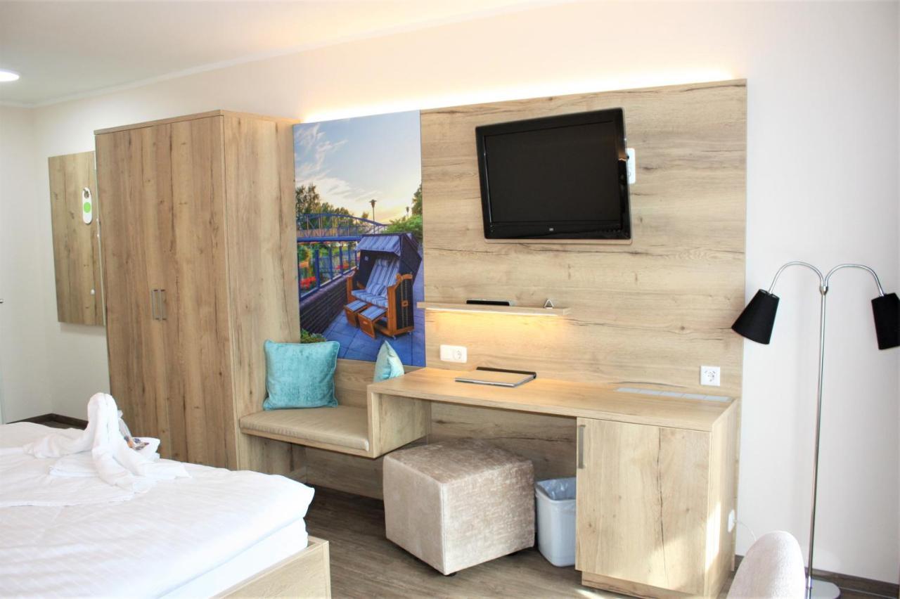 Hotel & Restaurant Lenzer Krug Malchow  Zewnętrze zdjęcie
