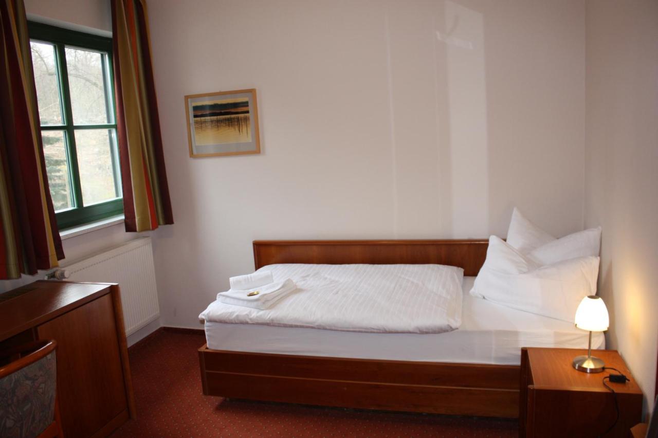 Hotel & Restaurant Lenzer Krug Malchow  Zewnętrze zdjęcie